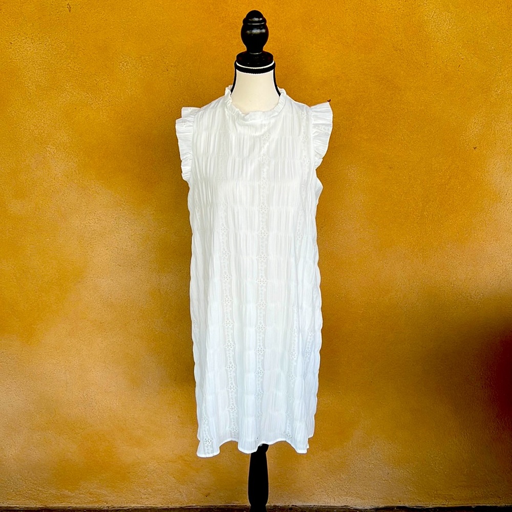 Gibsonlook eyelet white dress